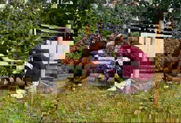 תל אביב- לודג': משלחת שלישית מאפקה למען ילדי הפליטים