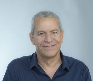 משה תשובה ראש בית הספר להנדסה מכנית