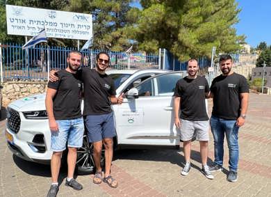 סטודנטים בפעילות חוויה בהנדסה